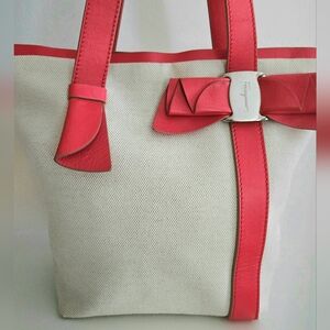 Authentic SALVATORE FERRAGAMO Vara‎ Ribbon Red  Canvas Tote Shoulder Bag